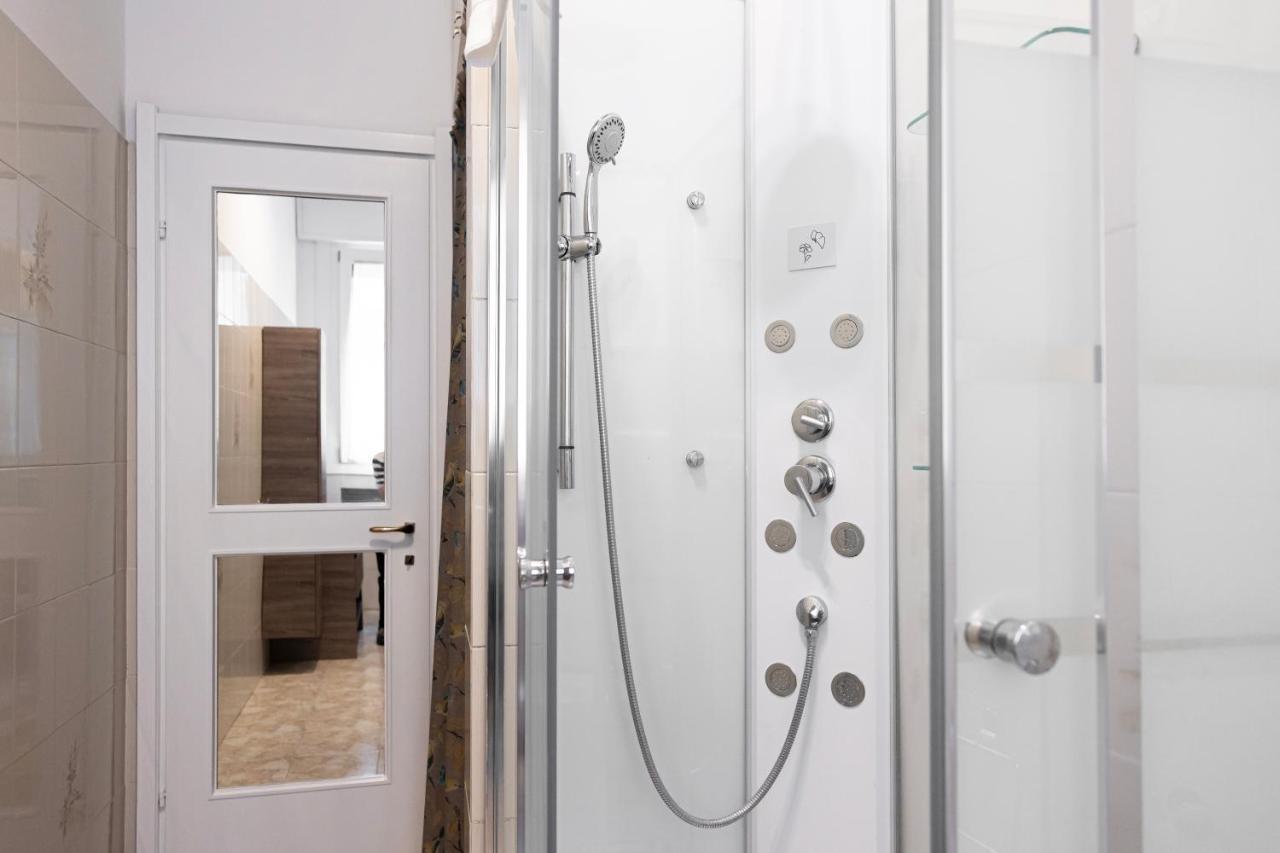 Apartmán Accogliente Loft In Zona Monumentale/Cenisio Milán Exteriér fotografie